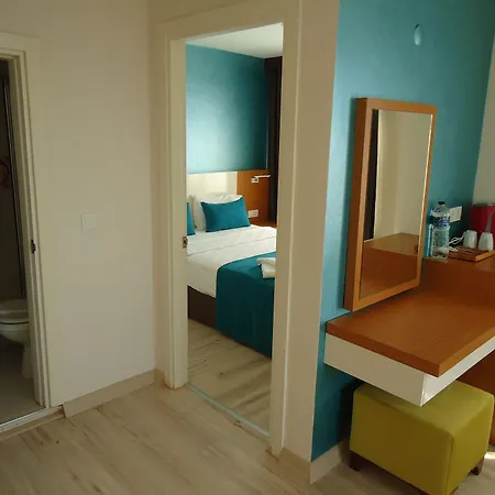 Otel Barış Kuşadası