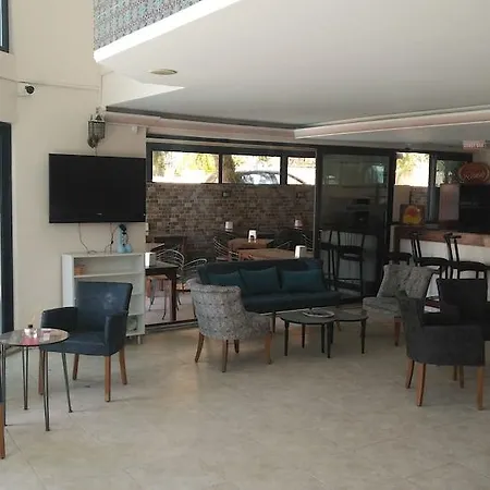 Barış Otel