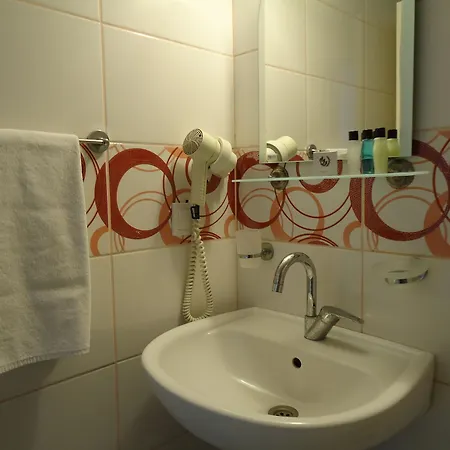 Baris Hotell