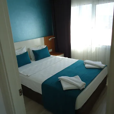 Baris Hotell 2*