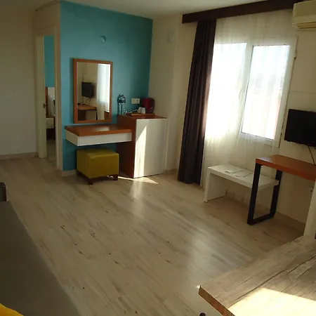 Baris Hotell 2*