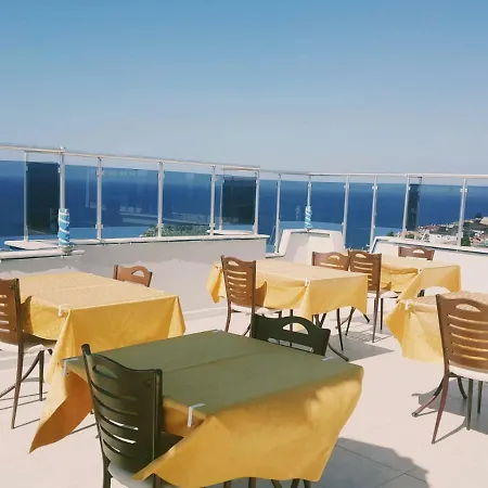Baris Hotell Kusadası
